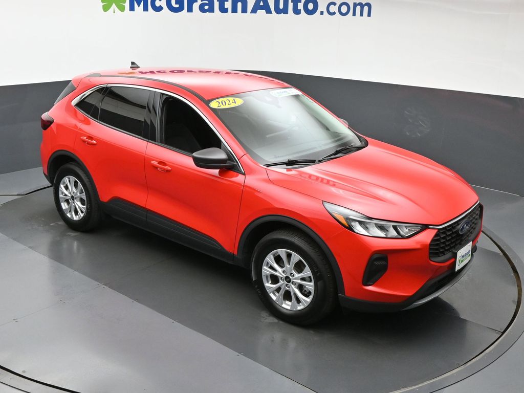 2024 Ford Escape Active photo 2