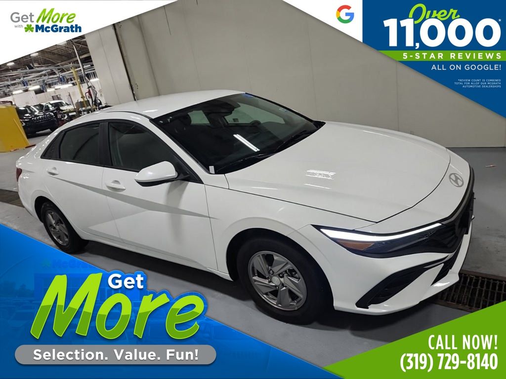 2025 Hyundai Elantra SE's photo