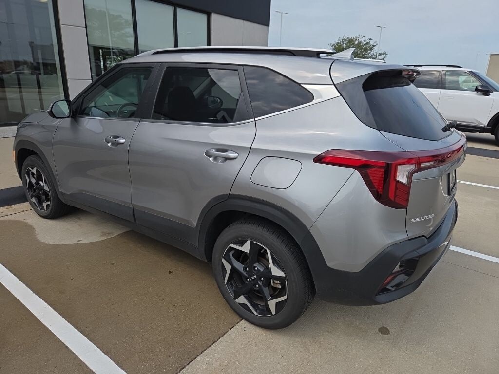 Used 2024 Kia Seltos EX SUV