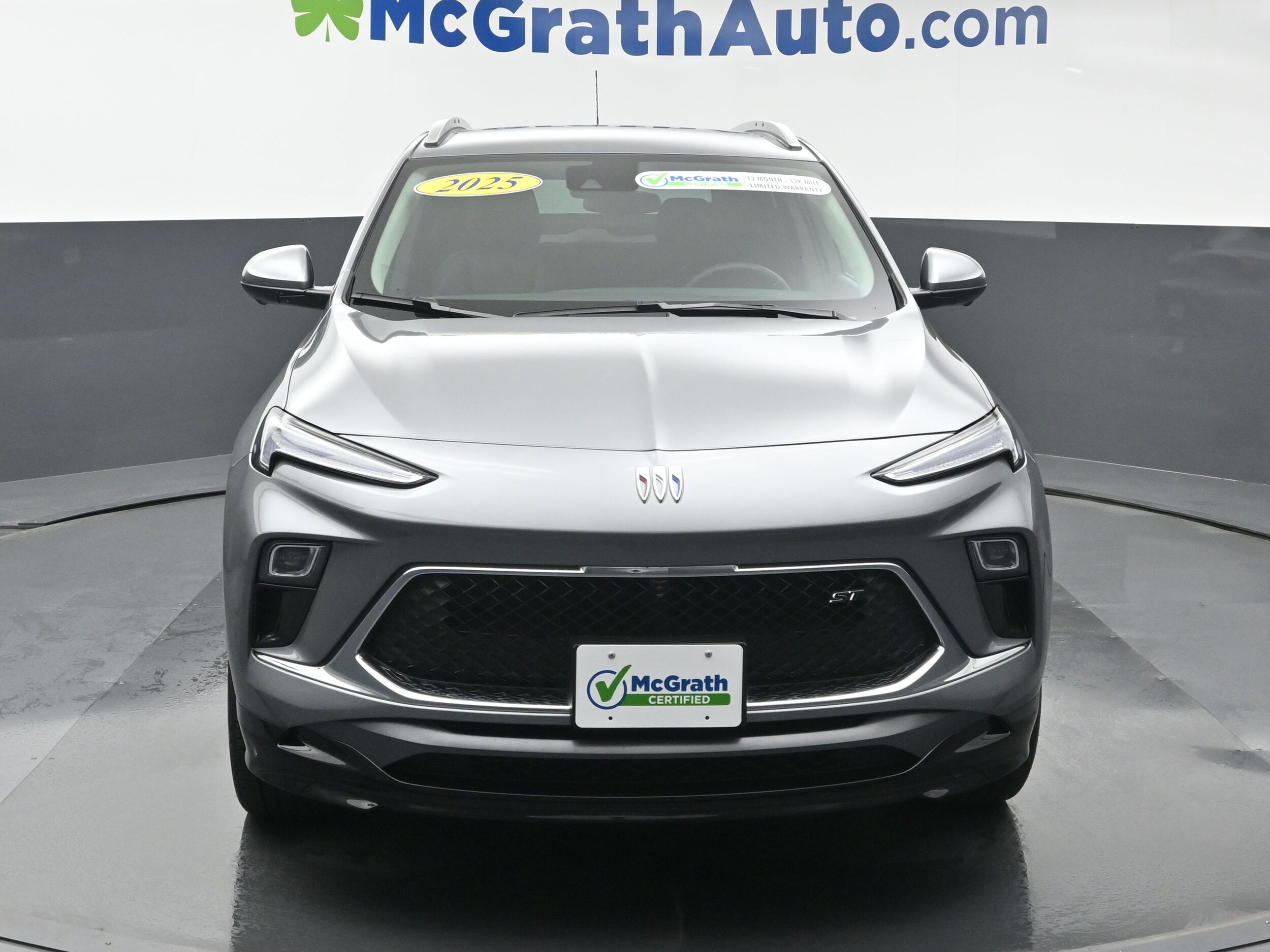 2025 Buick Encore GX Sport Touring photo 3