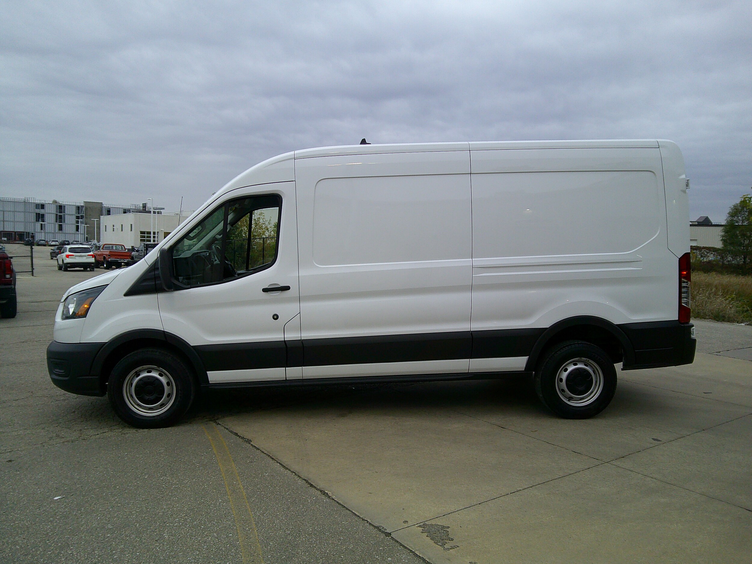 2023 Ford Transit photo 4