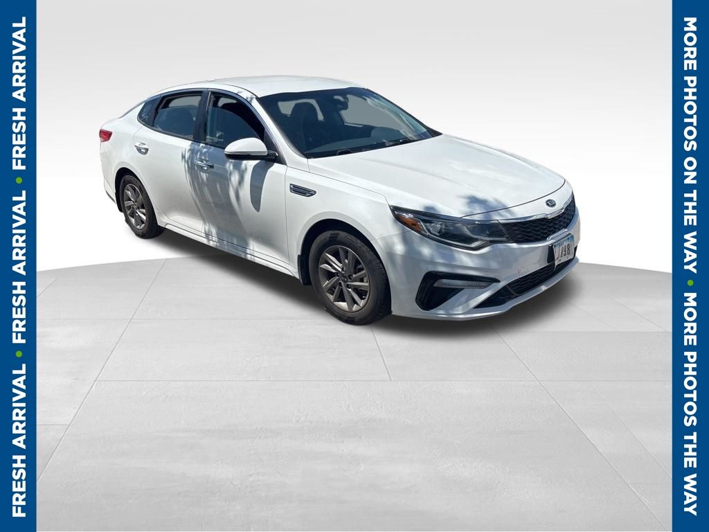 2019 Kia Optima LX AT's photo