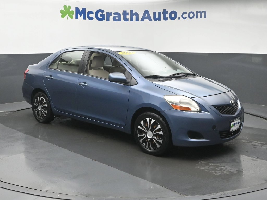 Used 2009 Toyota Yaris Base with VIN JTDBT903X91324899 for sale in Hiawatha, IA