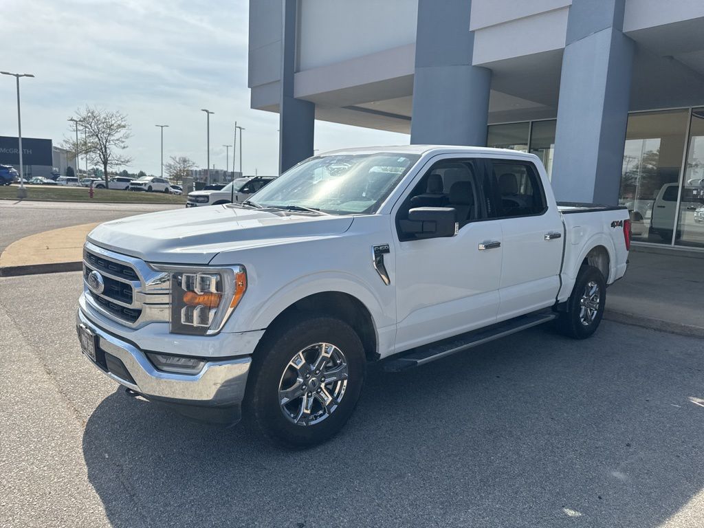 2022 Ford F-150 XLT photo 3