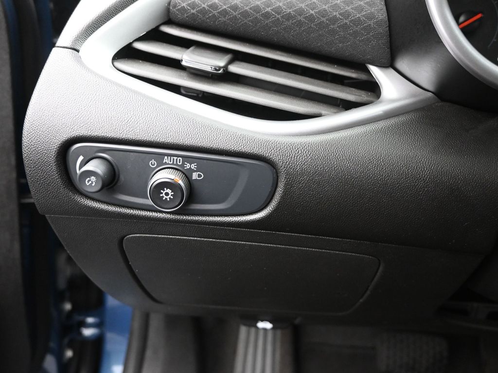 2024 Chevrolet Malibu 1LT - Photo 14