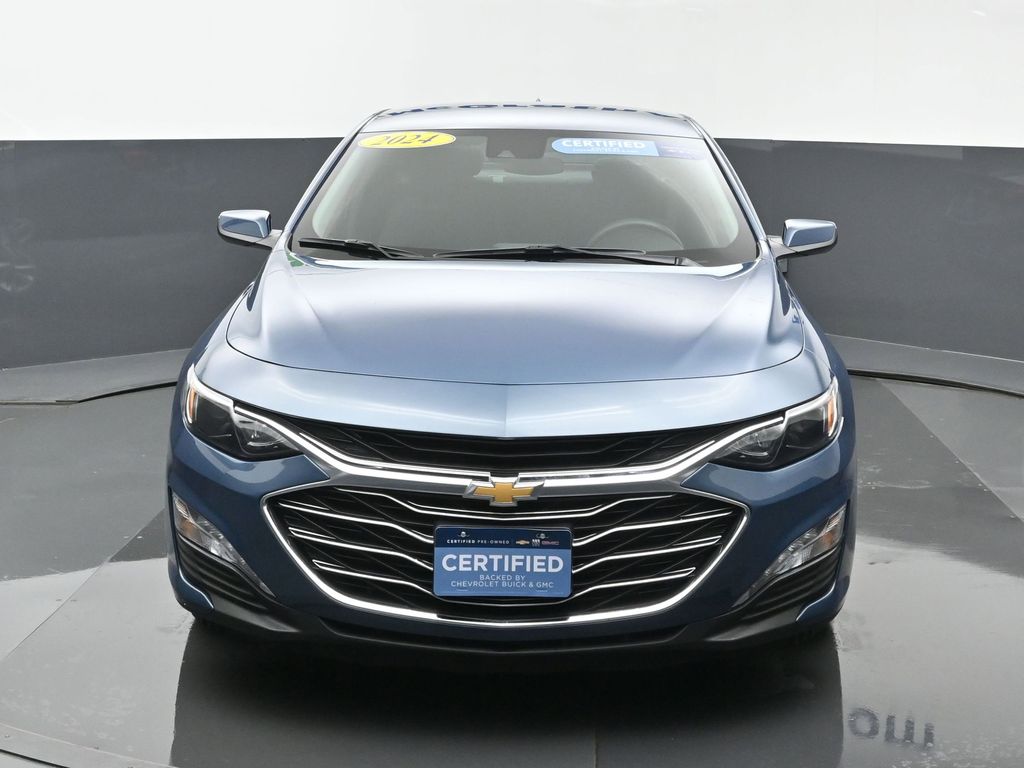 2024 Chevrolet Malibu 1LT photo 3