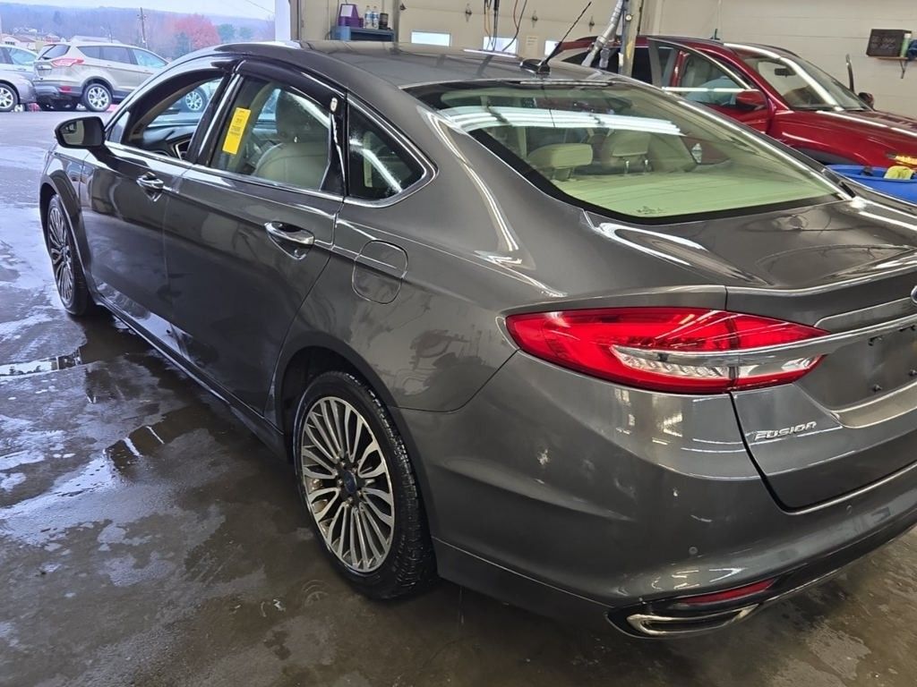 2018 Ford Fusion SE photo 3