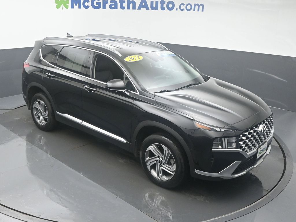 Used 2022 Hyundai Santa Fe SEL with VIN 5NMS2DAJ8NH479387 for sale in Hiawatha, IA
