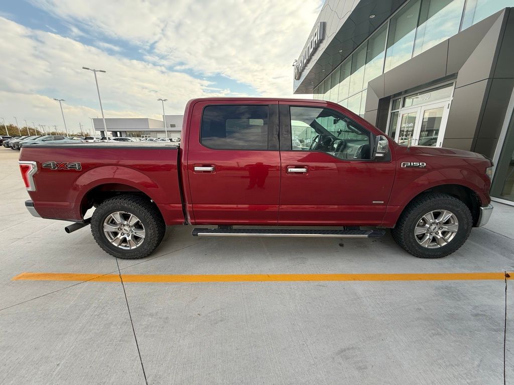2017 Ford F-150 XLT photo 2