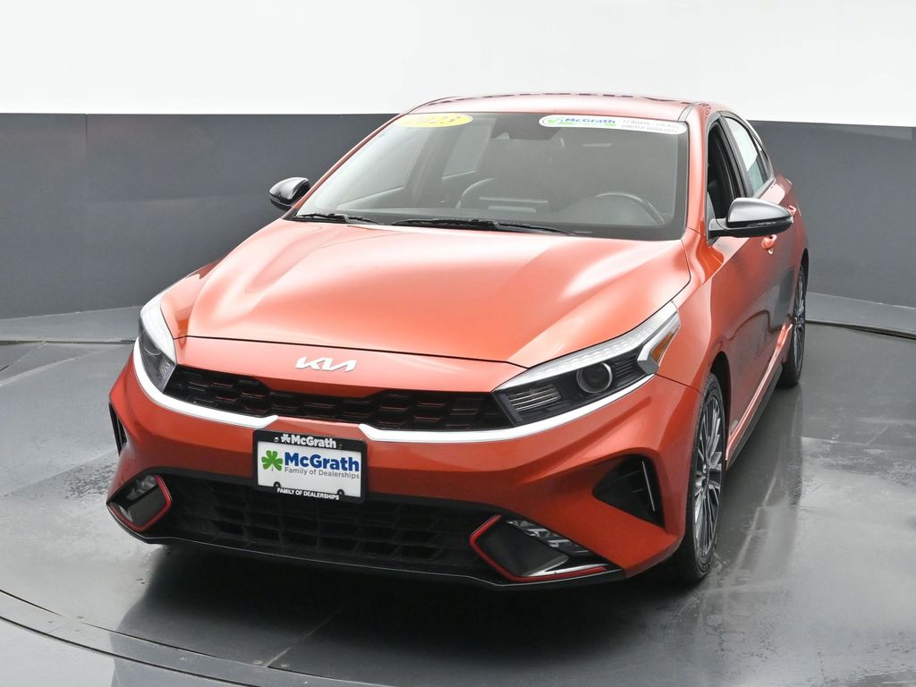 2023 Kia Forte GT-Line photo 4