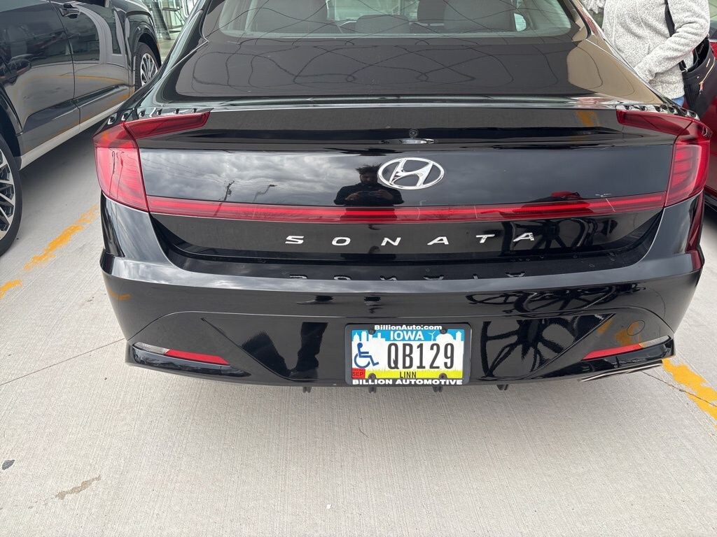 Used 2023 Hyundai Sonata SEL Sedan