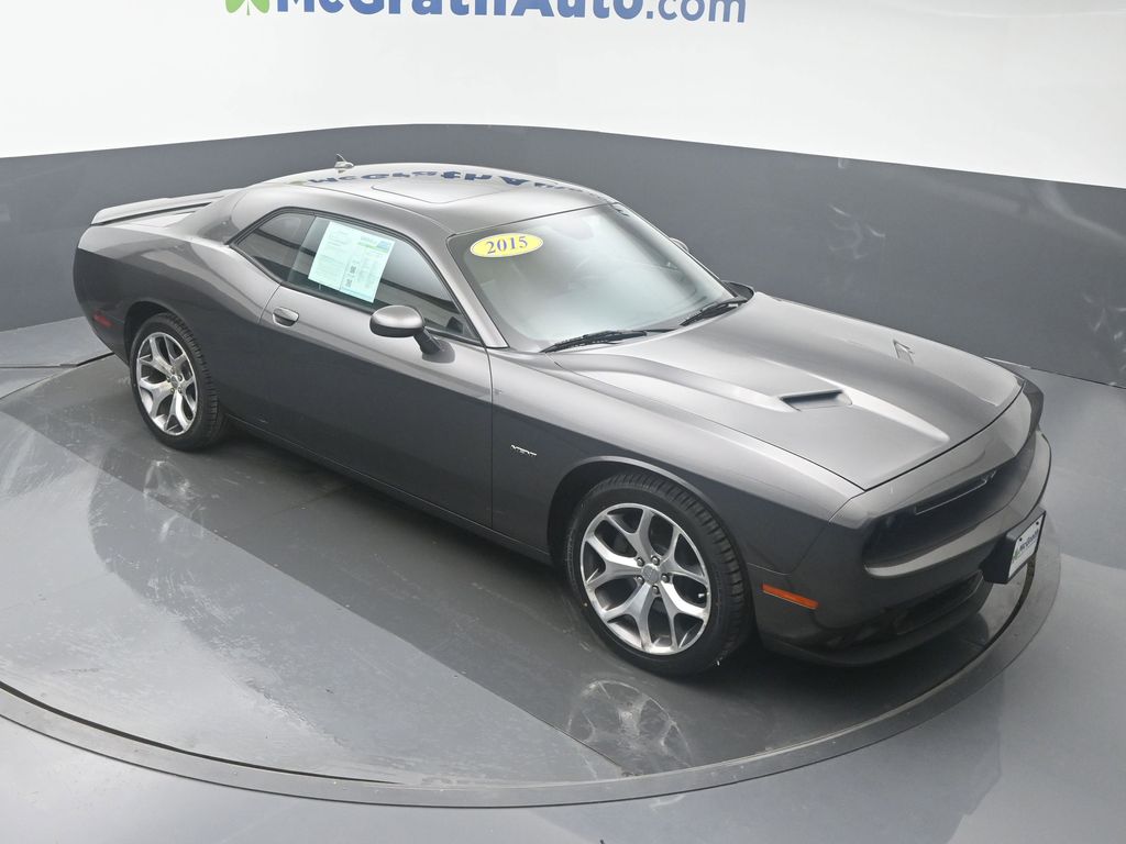 Used 2015 Dodge Challenger R/T with VIN 2C3CDZBT0FH744638 for sale in Hiawatha, IA