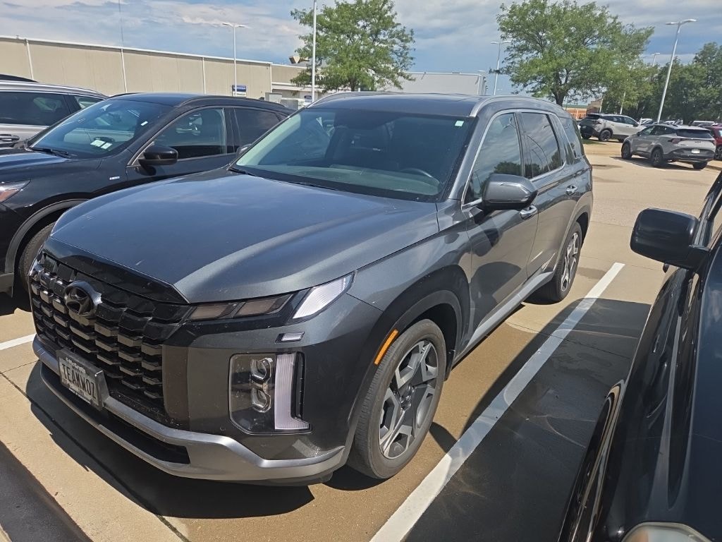Used 2023 Hyundai Palisade SEL SUV