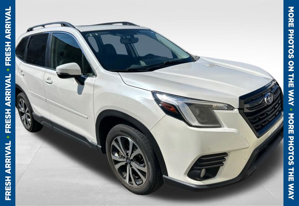 2023 Subaru Forester Limited's photo