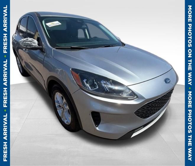 2021 Ford Escape SE FWD's photo