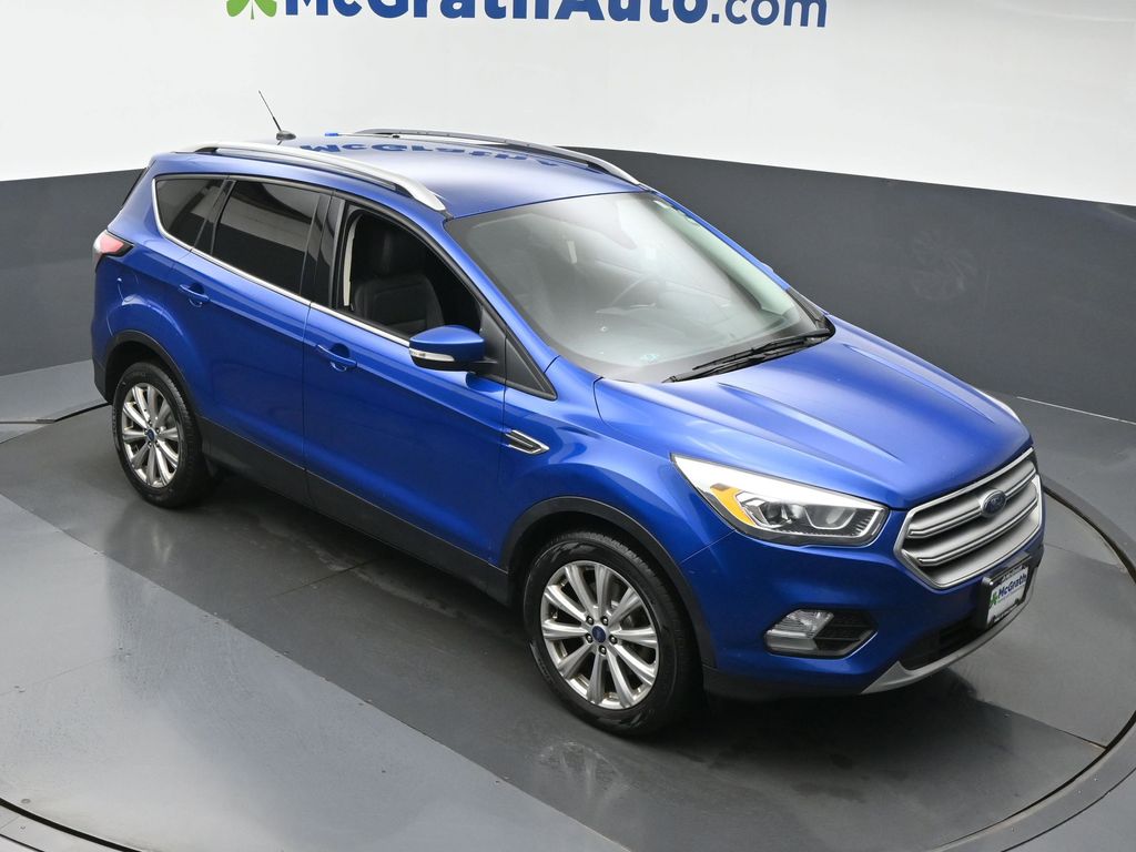 2017 Ford Escape Titanium photo 2