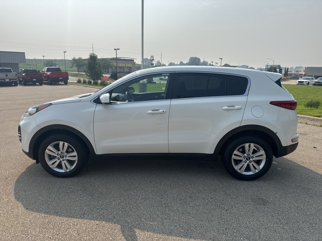 2019 Kia Sportage LX photo 2