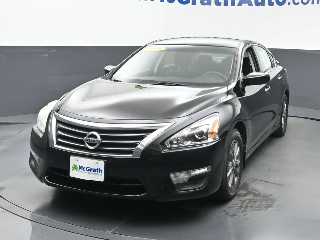 2015 Nissan Altima 2.5 S photo 4