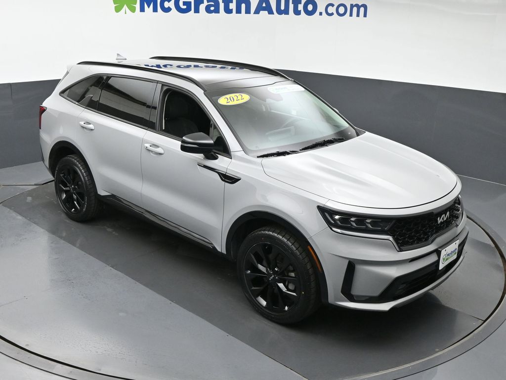 2022 Kia Sorento SX photo 2