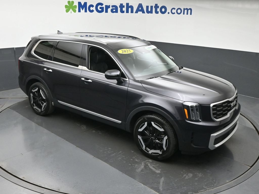 Used 2025 Kia Telluride S SUV