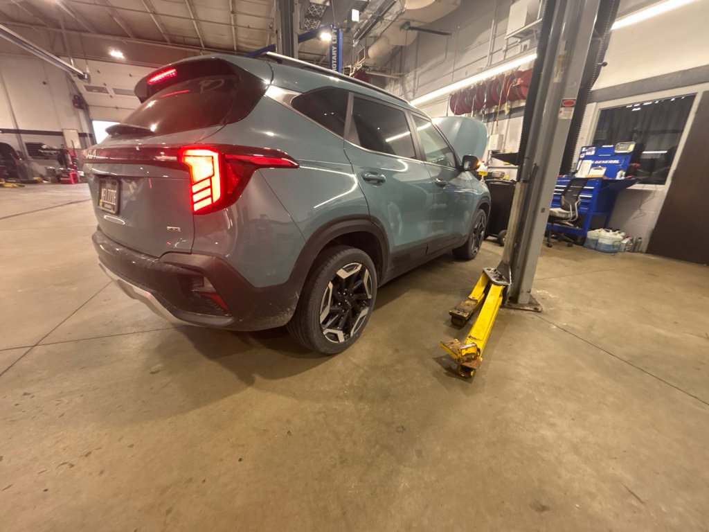 Used 2024 Kia Seltos SX SUV