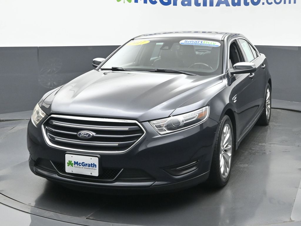 2017 Ford Taurus Limited photo 4