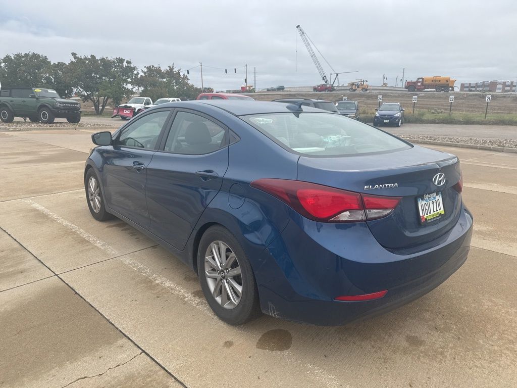 2016 Hyundai Elantra SE photo 4