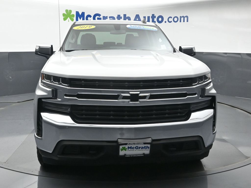 2019 Chevrolet Silverado 1500 LT photo 3