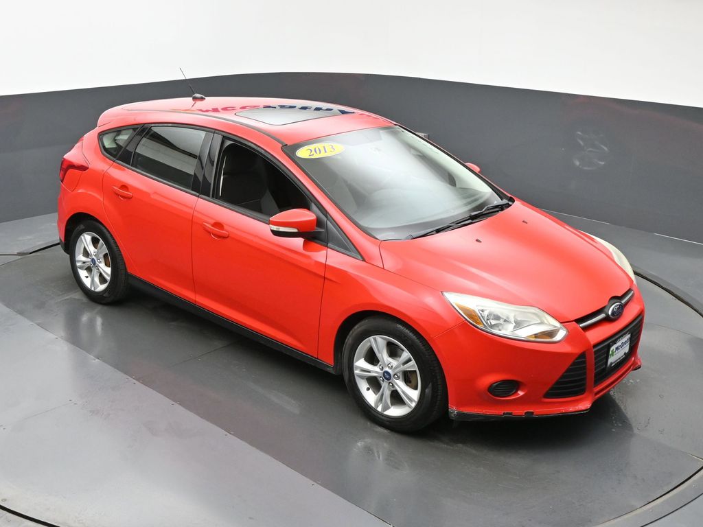 2013 Ford Focus SE photo 2