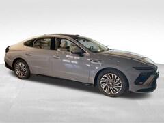 2026 Hyundai Sonata Hybrid SEL Sedan