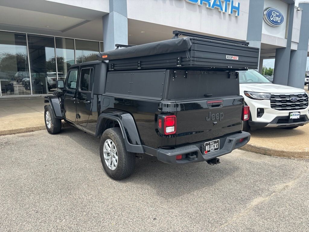 Used 2023 Jeep Gladiator Sport S Truck