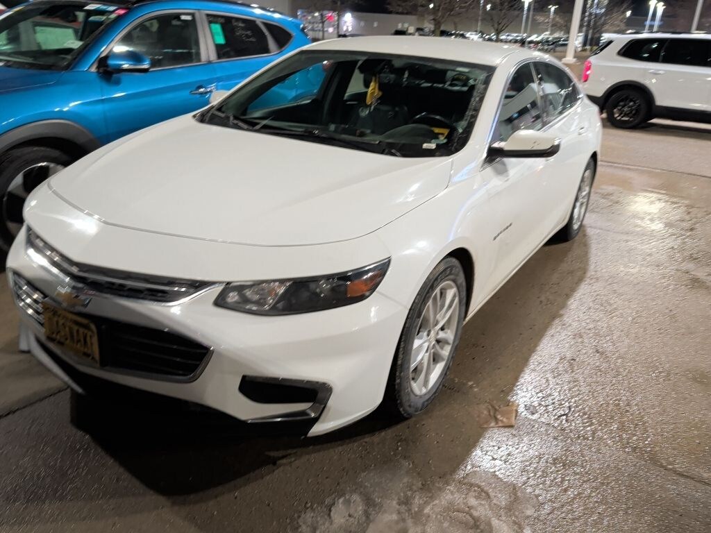 Used 2017 Chevrolet Malibu LT Sedan
