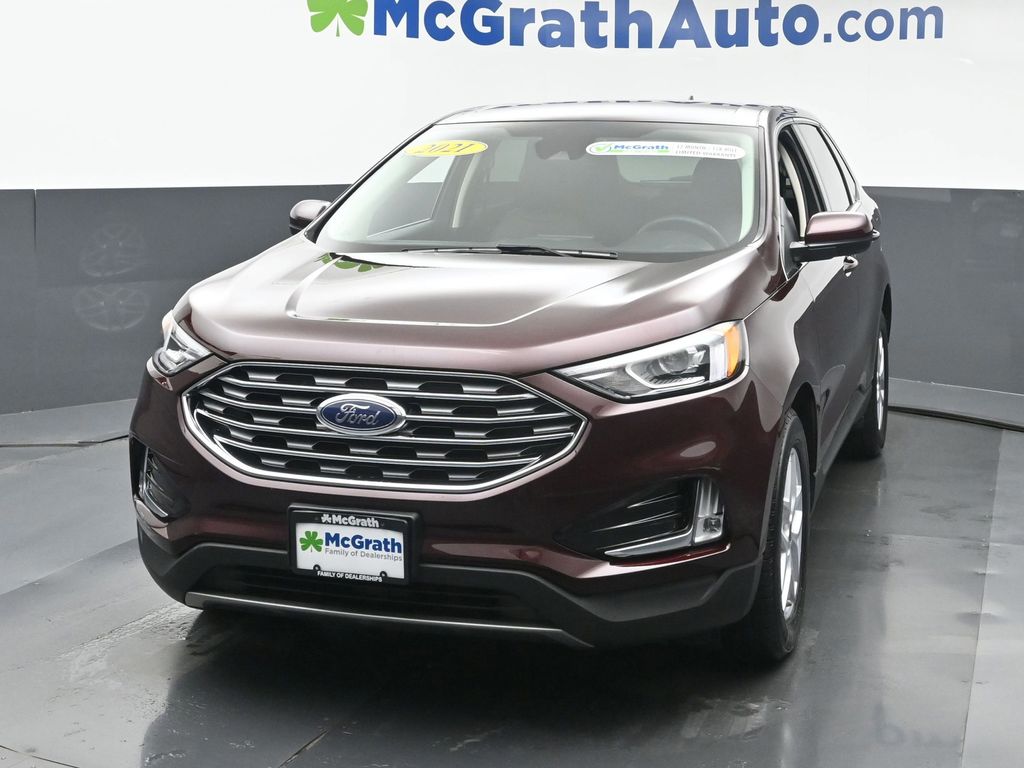 2021 Ford Edge SEL photo 4