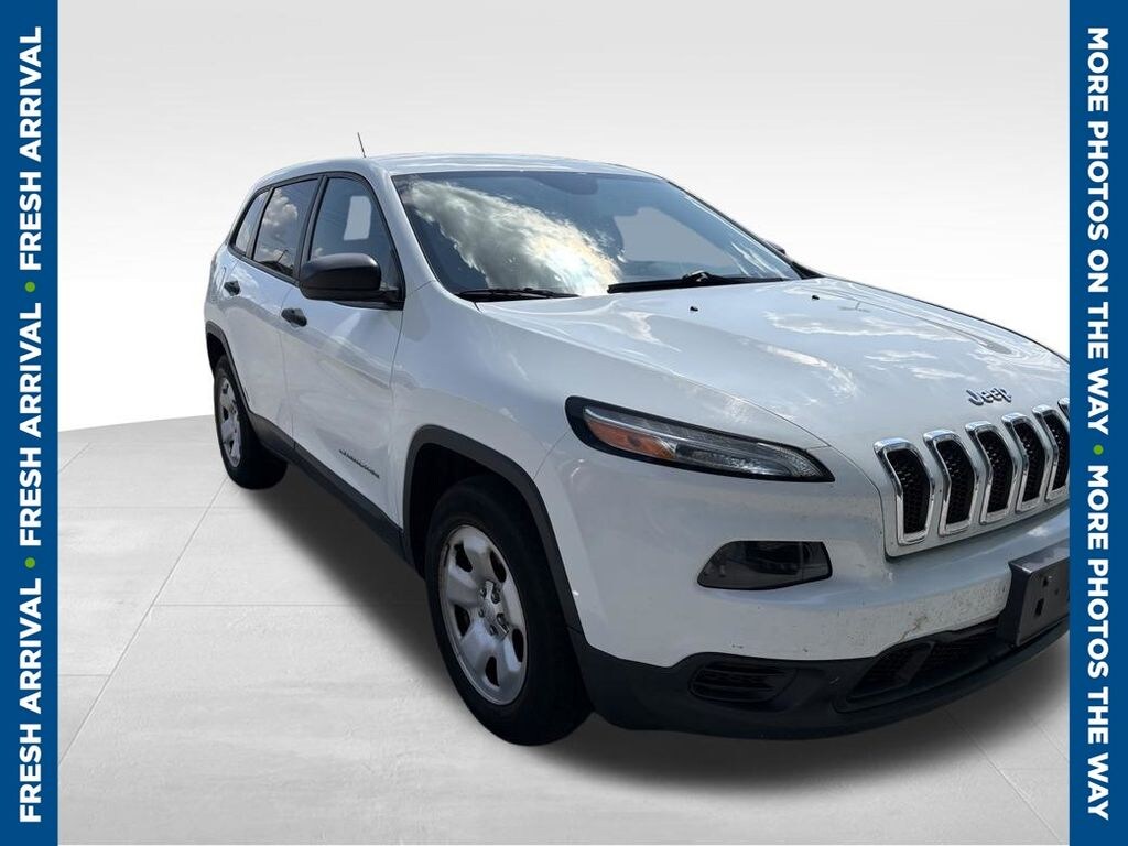 Used 2016 Jeep Cherokee Sport SUV