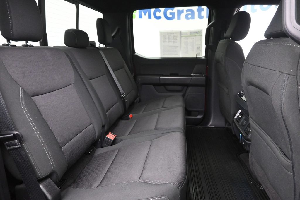 Photo 10