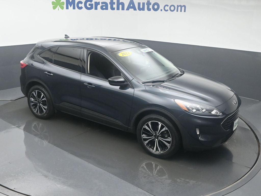 2022 Ford Escape SEL photo 2