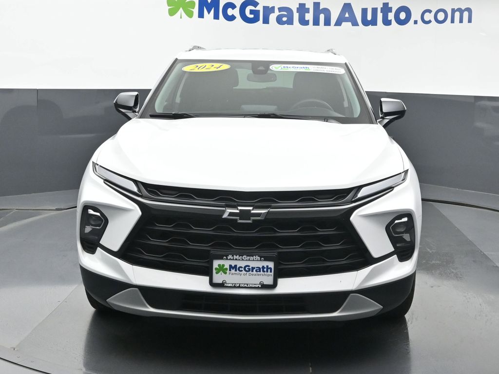 2024 Chevrolet Blazer 2LT photo 3