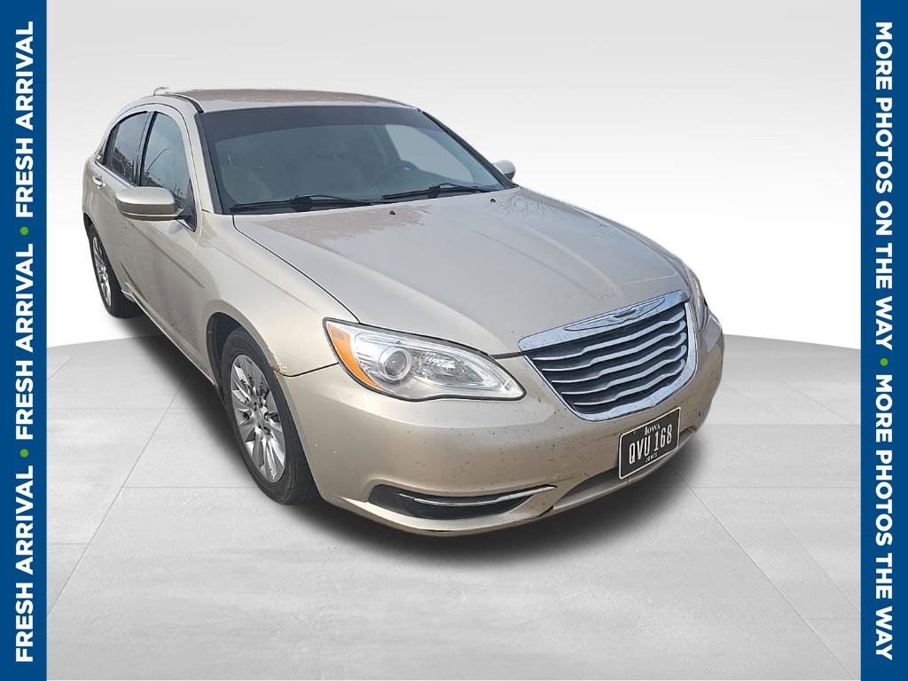  Chrysler 200