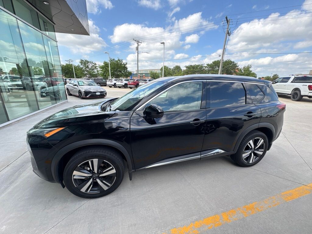 Used 2023 Nissan Rogue SL SUV