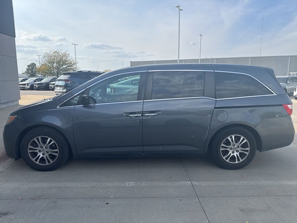 2013 Honda Odyssey EX-L photo 3