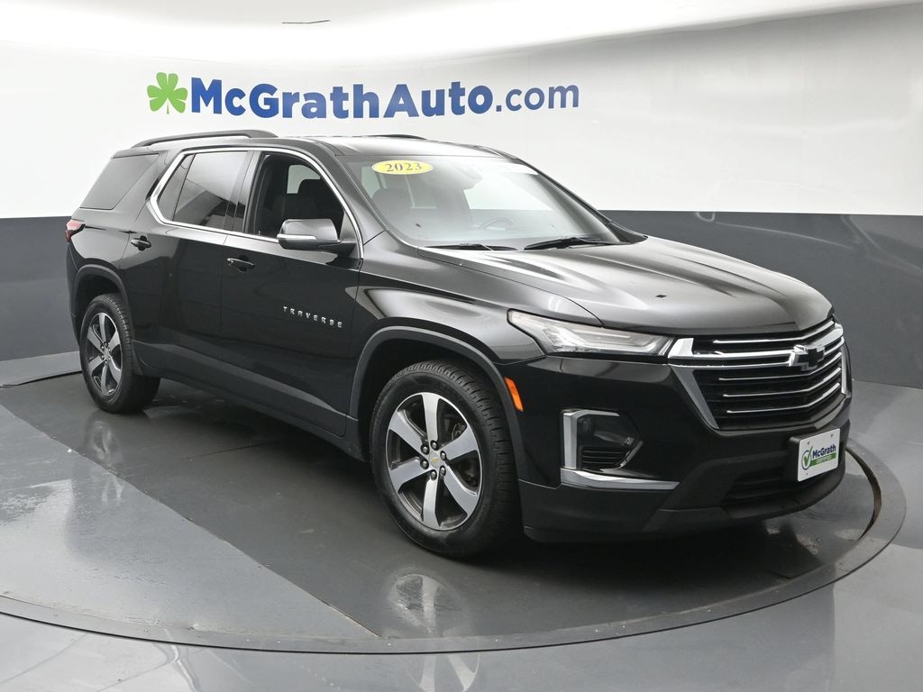 Used 2023 Chevrolet Traverse LT Leather SUV