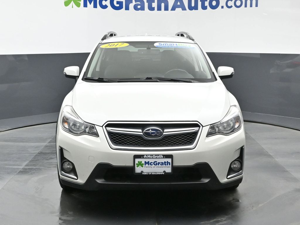 2017 Subaru Crosstrek 2.0i Limited photo 2