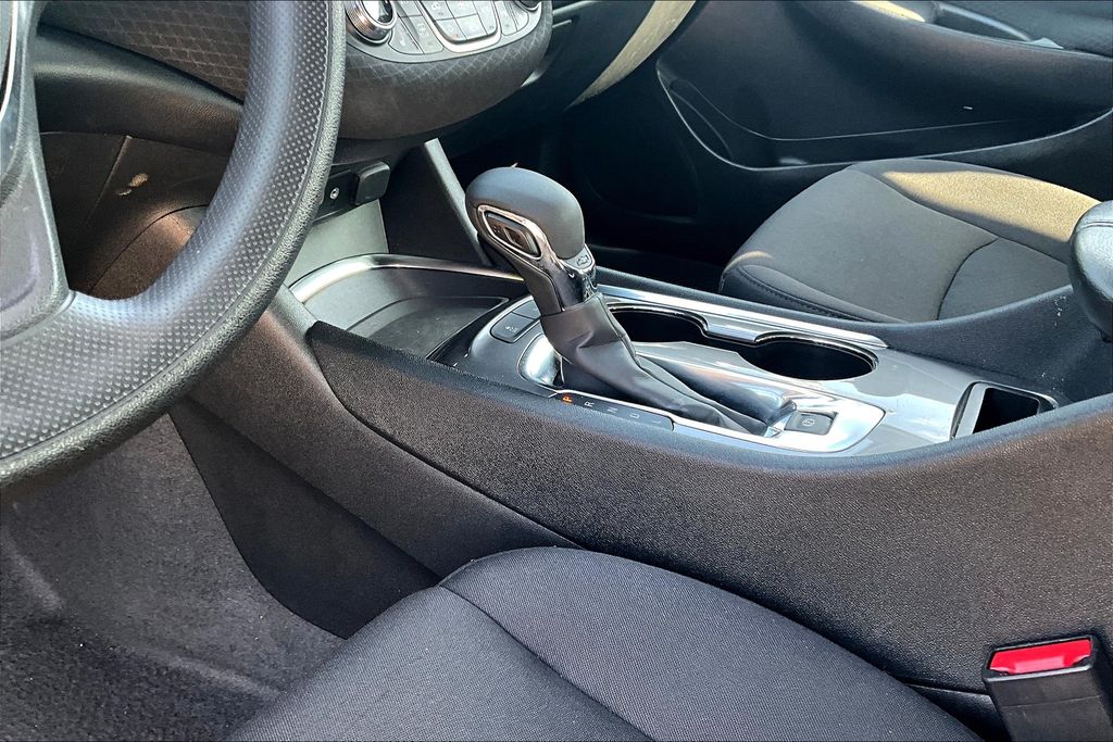 2024 Chevrolet Malibu 1LT - Photo 17