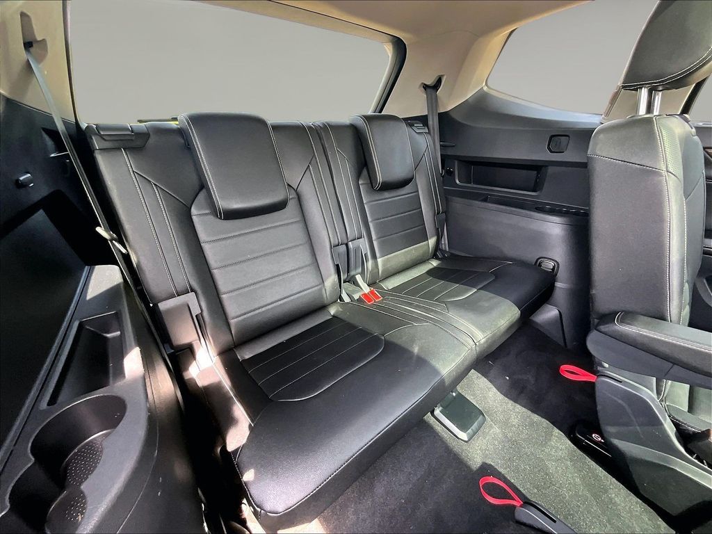 2025 Volkswagen Atlas SEL - Photo 30
