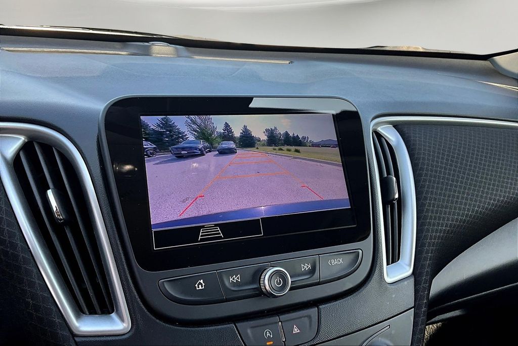 2024 Chevrolet Malibu 1LT - Photo 14