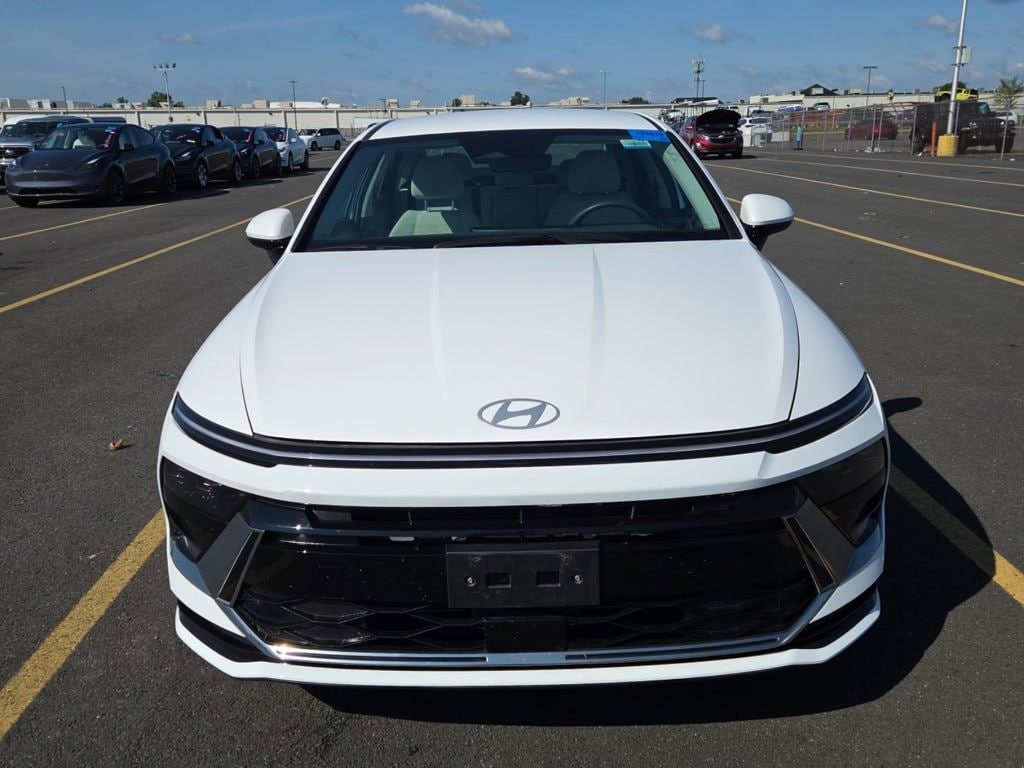 Used 2025 Hyundai Sonata SEL Sedan