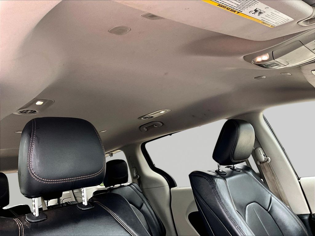 2018 Chrysler Pacifica Touring L Plus - Photo 31