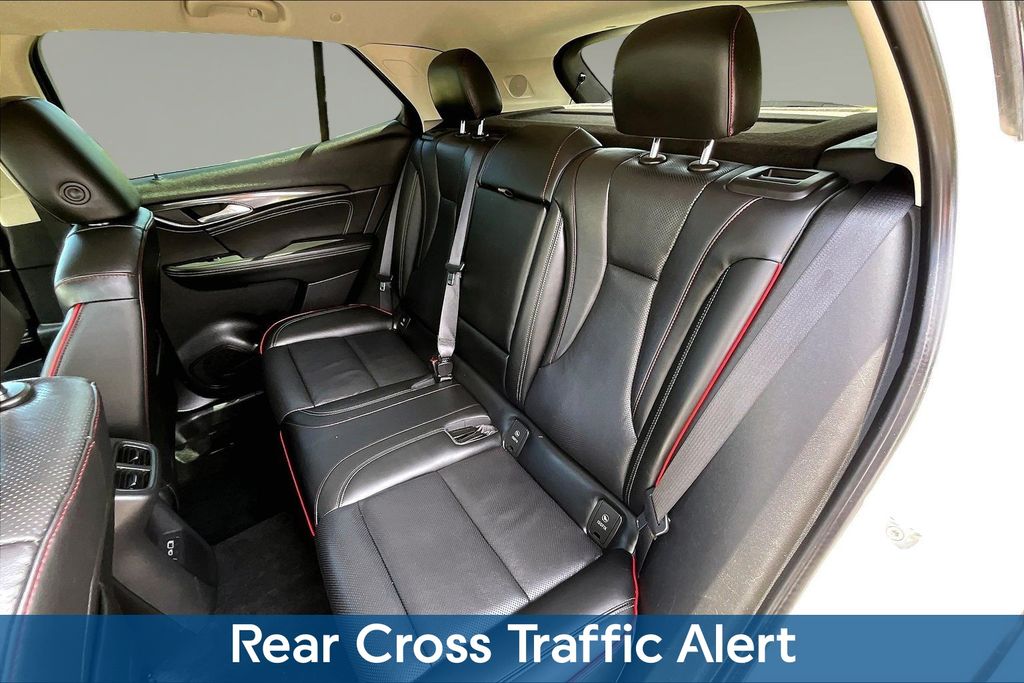 2022 Buick Envision Essence - Photo 22