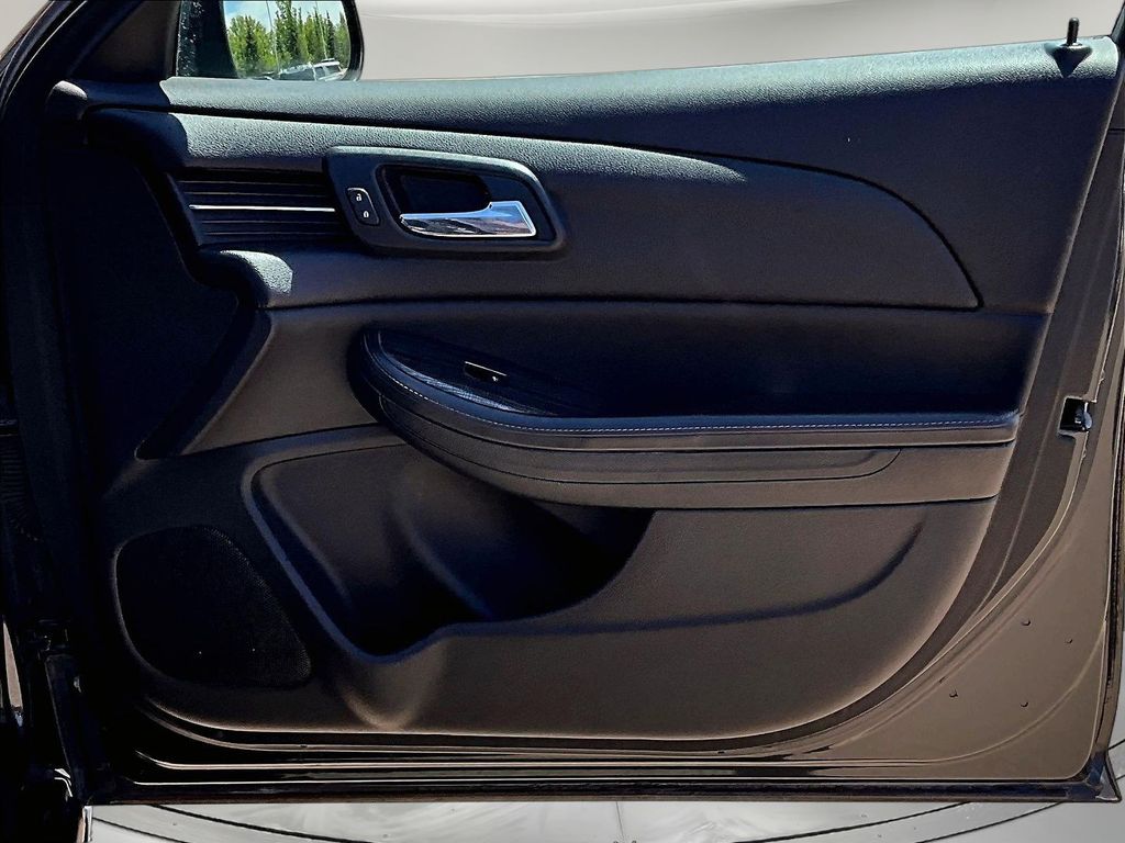 2015 Chevrolet Malibu 1LT - Photo 30