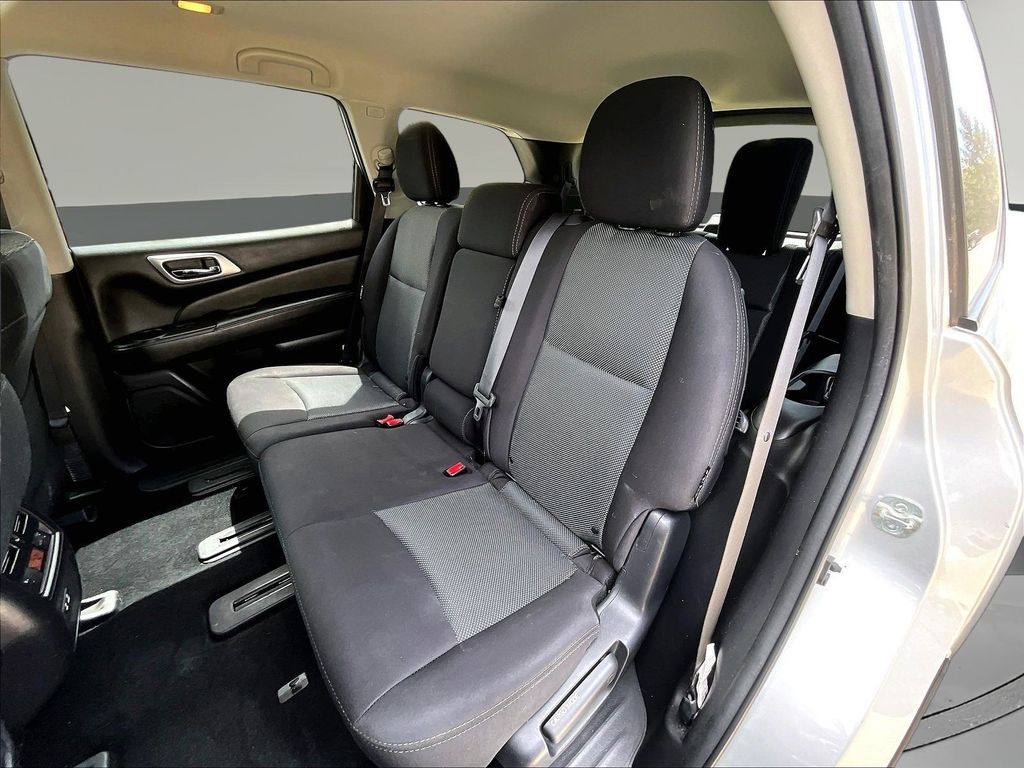 2019 Nissan Pathfinder SV - Photo 26